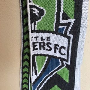 Seattle sounders scarf